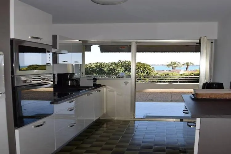 Sea View In Golfe-Juan Near Cannes Beach Vallauris Apartment