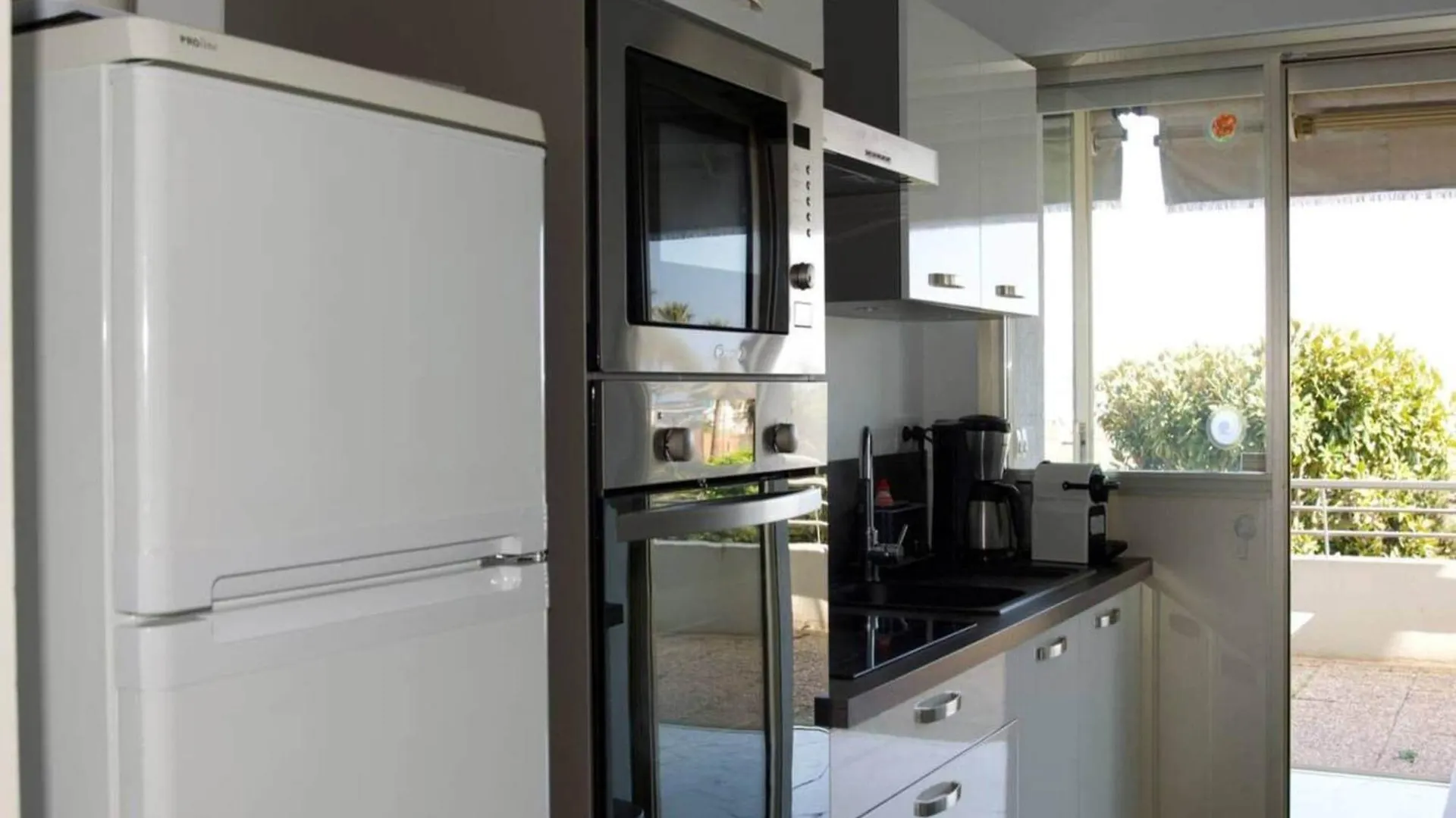 Apartment Sea View In Golfe-Juan Near Cannes Beach Vallauris