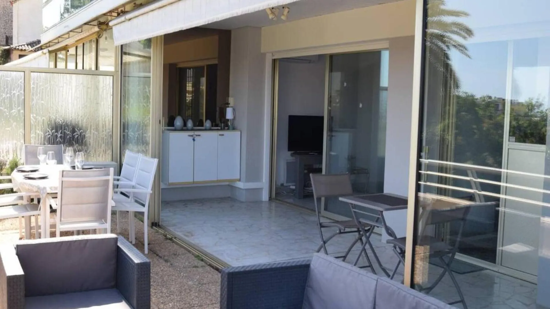 Apartment Sea View In Golfe-Juan Near Cannes Beach Vallauris